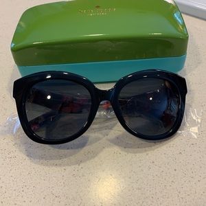 Brand New Kate Spade Wavy Sunglasses